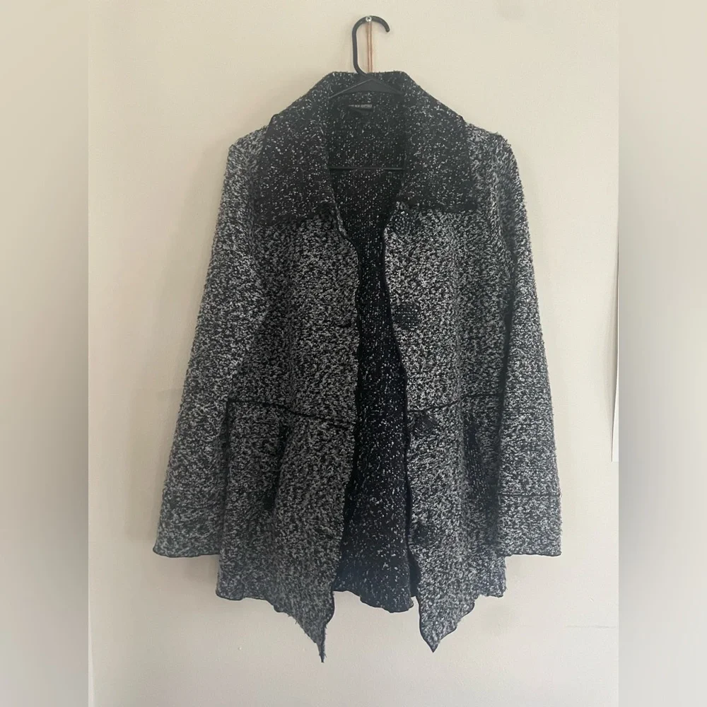 Nomadic Traders Jacket - Picture 2 of 3